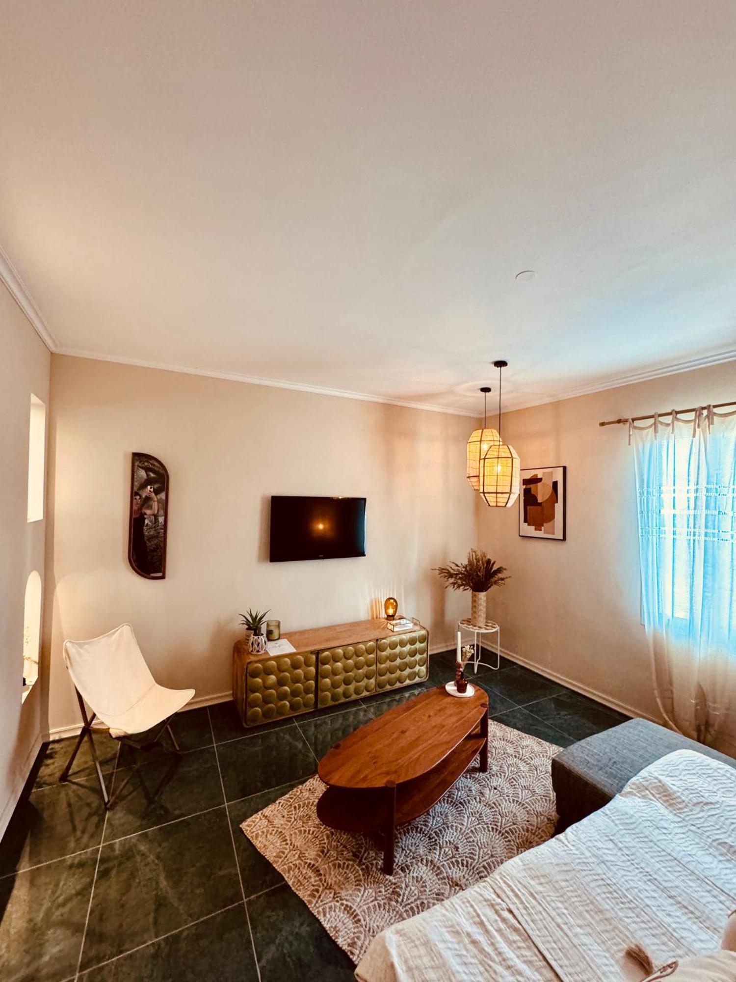 Merveilleuse Maison De Village Maillane المظهر الخارجي الصورة